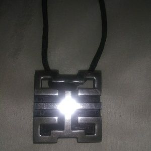 Necklace pendant
